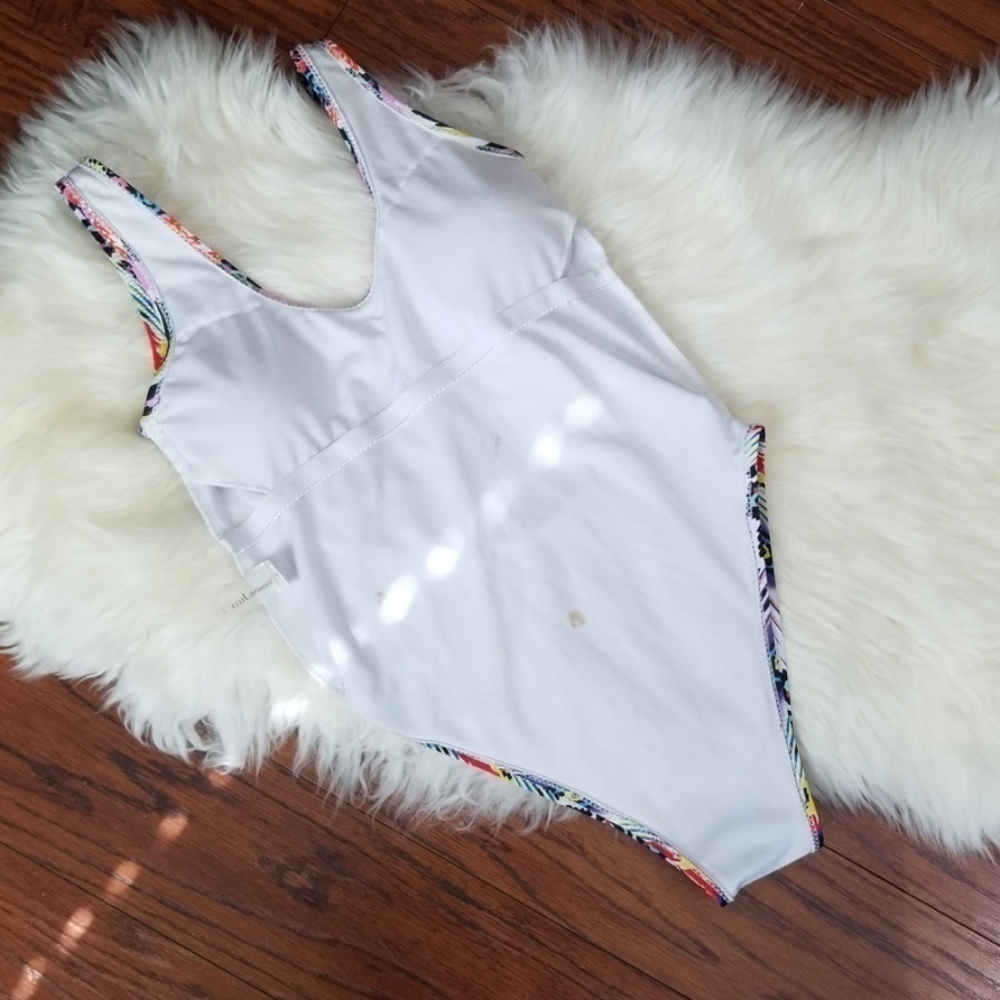 Blooming Jelly Hi Cut One Piece Bathingsuit - Picture 6 of 7